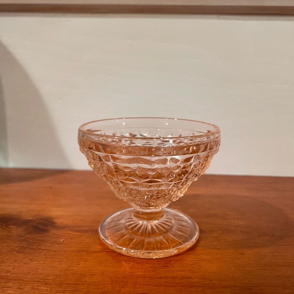 Vintage Jeannette Glass Holiday Button & Bows Pink Sherbet Bowl